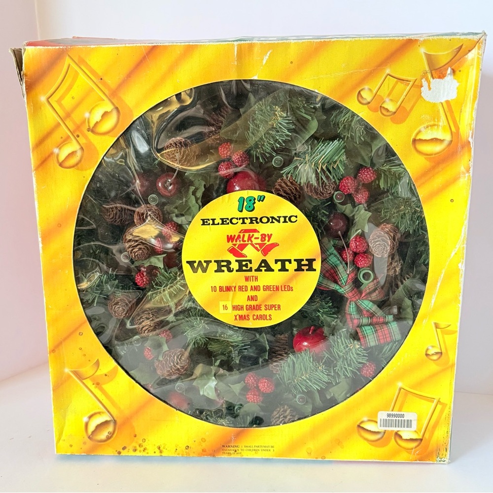Vintage Orvis 18” Electronic Walk-By Christmas Wreath –LED & Music, Original Box